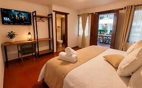 Hotel Calle Real De La Villa